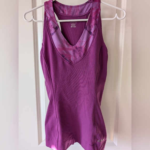 Brand New Reebok Racerback Tank - Picture 3 of 6